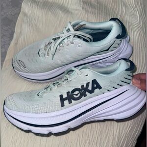 -NEW- HOKA 8.5 WMNS